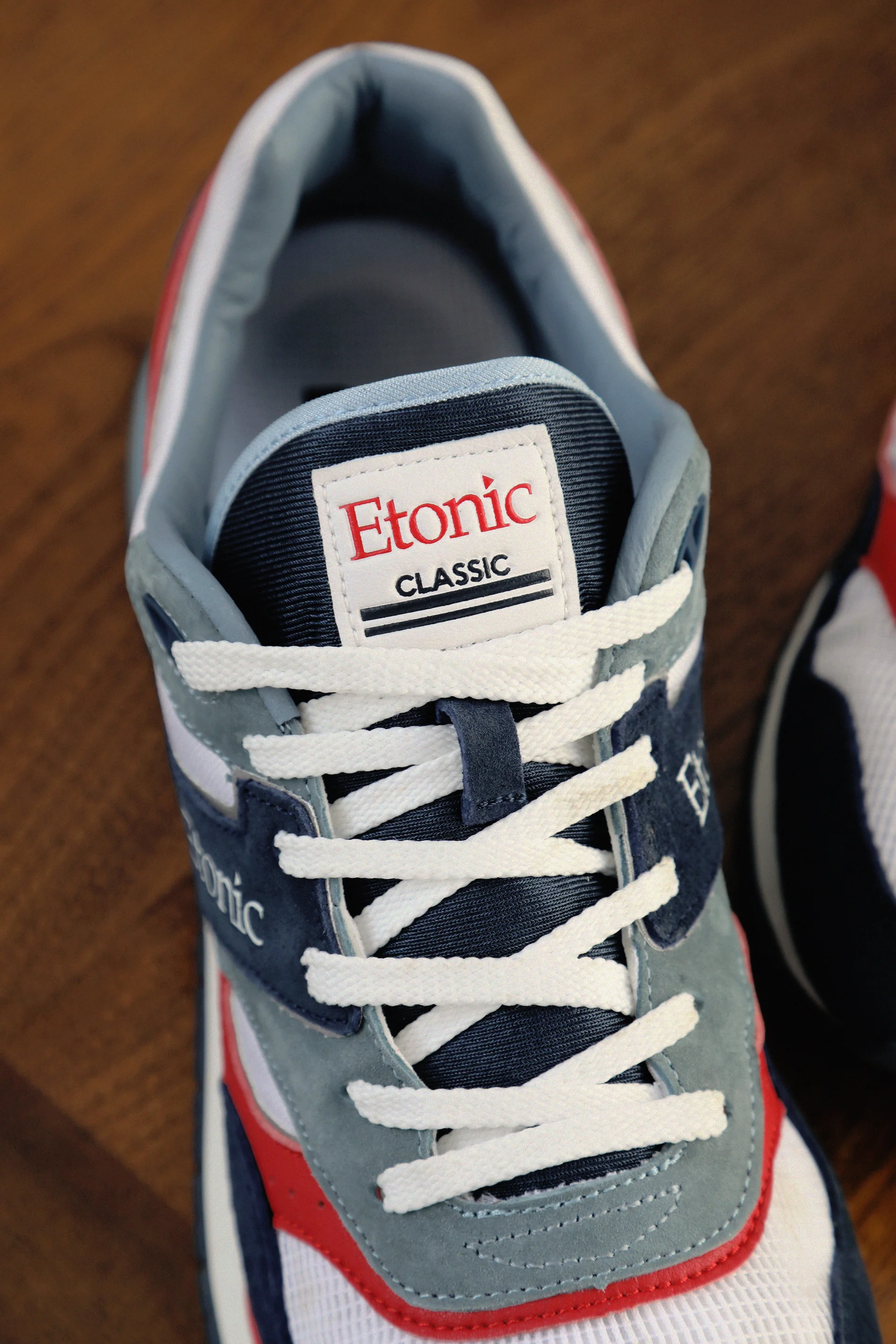 Basket Etonic Blanc et Bleu