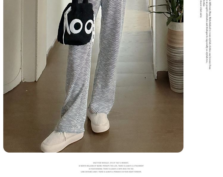 NOA - Zwangerschapsset: Gestreepte trui met trekkoord en halve rits en mockneck + Joggingbroek met trekkoord in de taille en rechte pijpen
