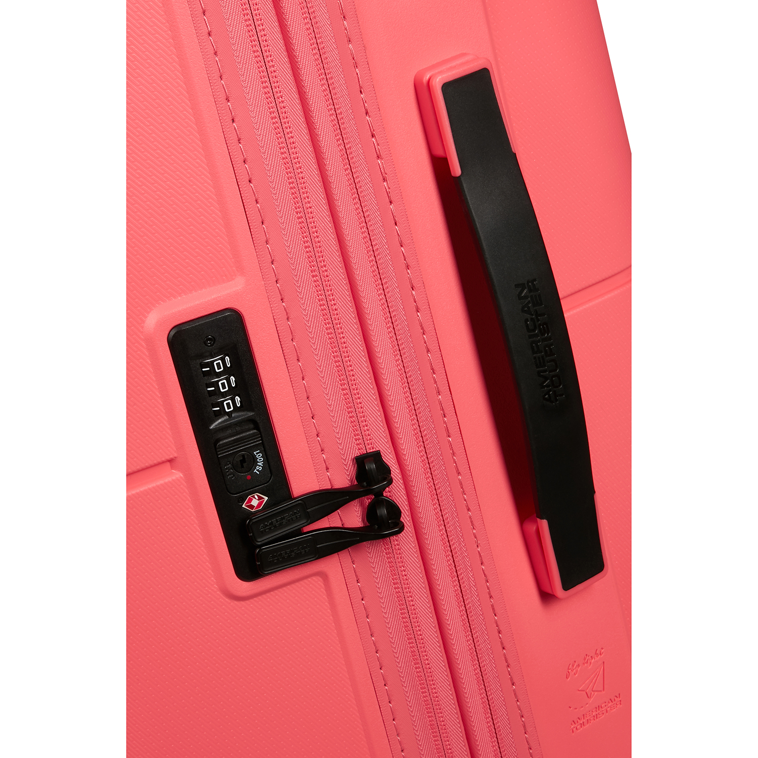 American Tourister Dashpop Spinner 67 Exp sugar pink