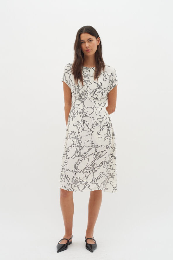 InWear BaitiIW Dress Noncolor silhuette lines