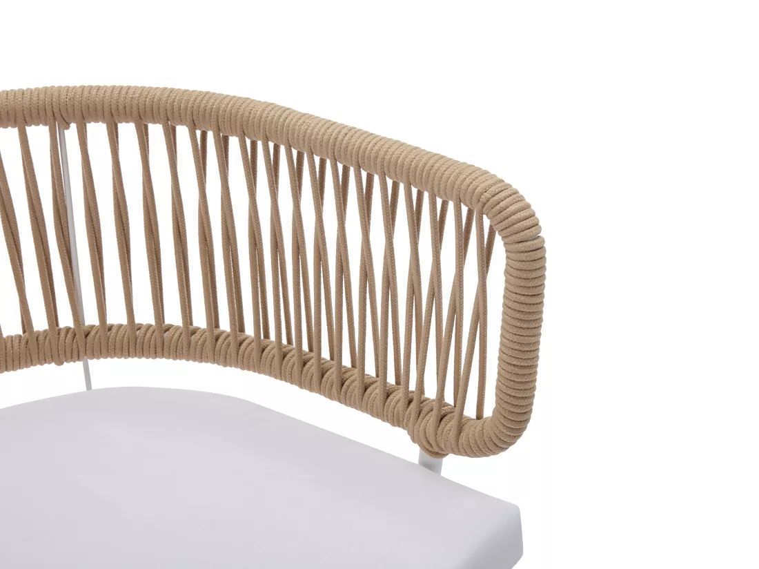 Salle à manger de jardin en aluminium : une table extensible L.150/200 cm et 4 fauteuils en métal et corde - Beige et blanc - PISTO de MYLIA