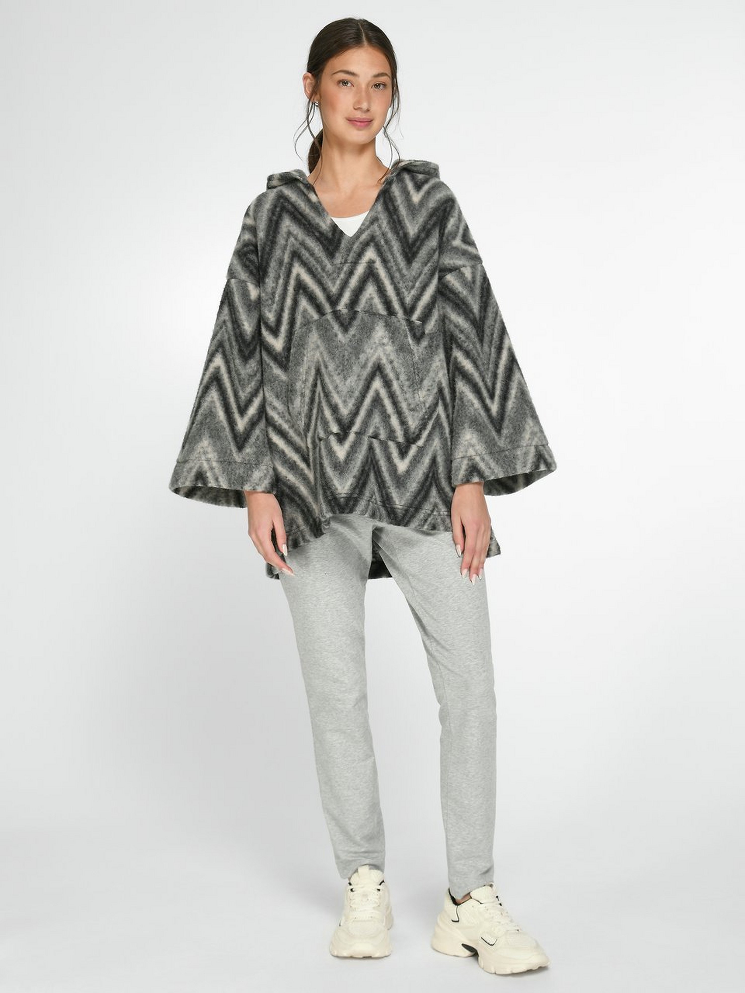Poncho mit Kapuze