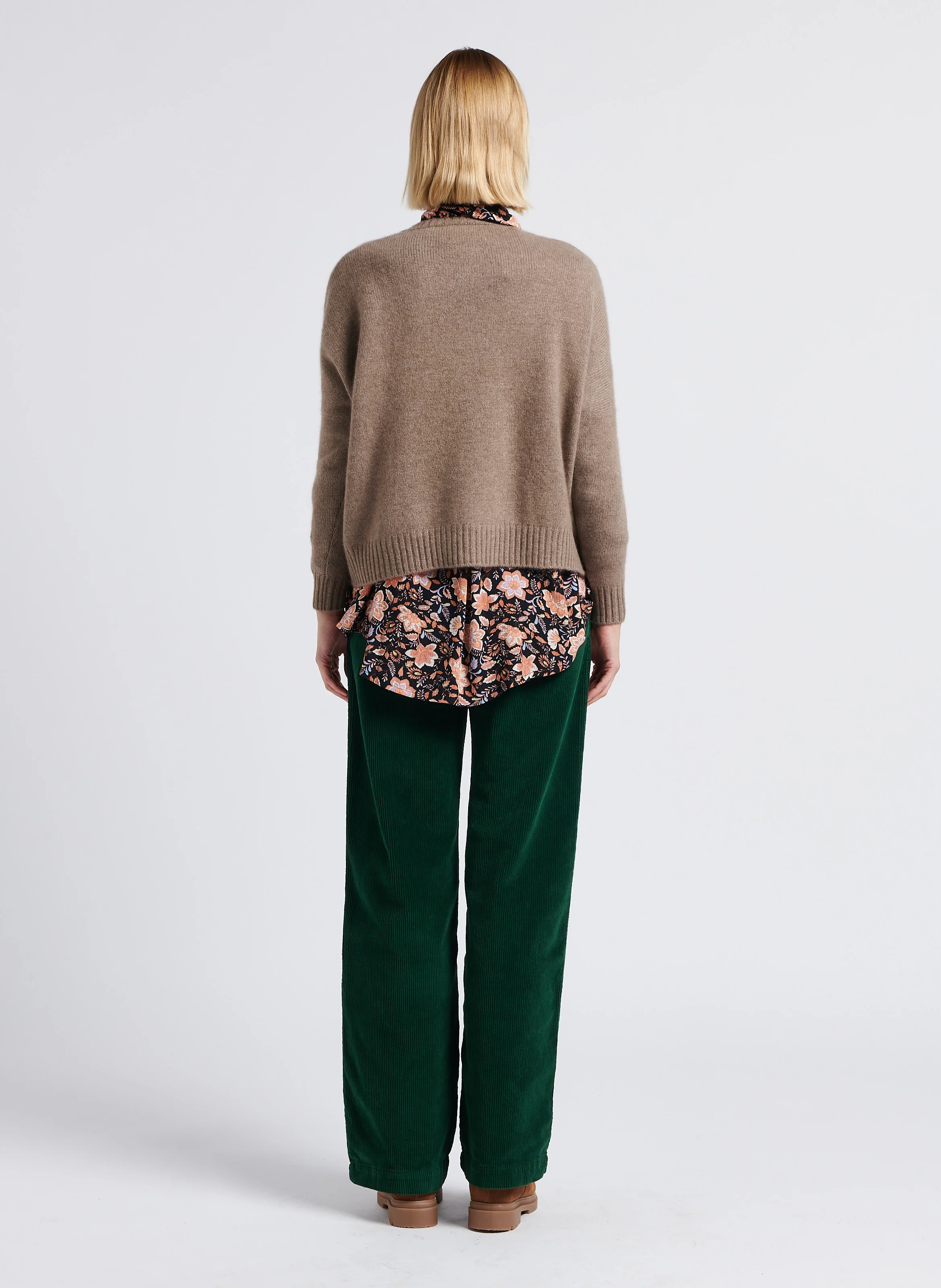LEA - Pantalon large en velours côtelé | Vert