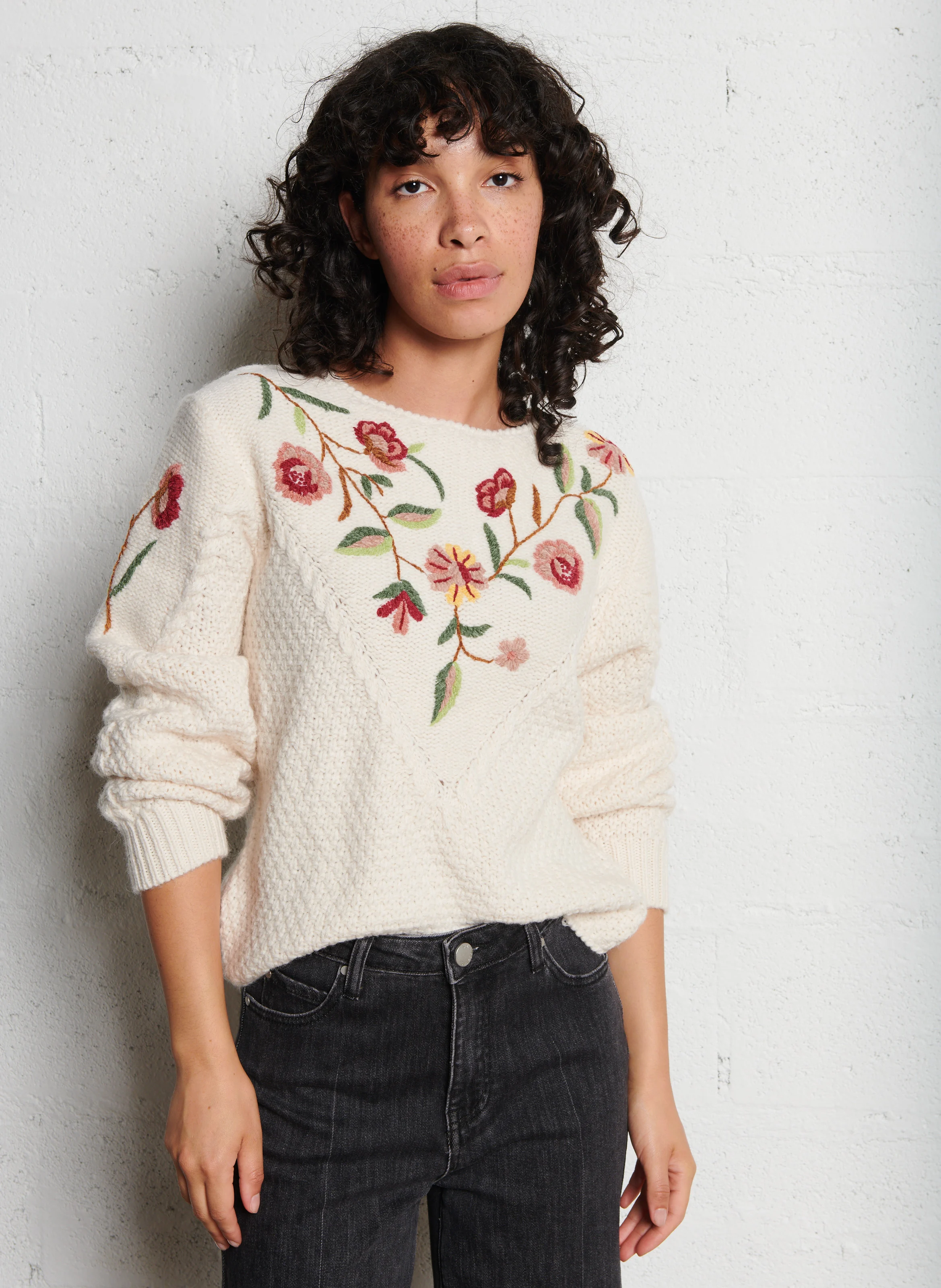 ACAI - Pull col rondà motif floral | Beige