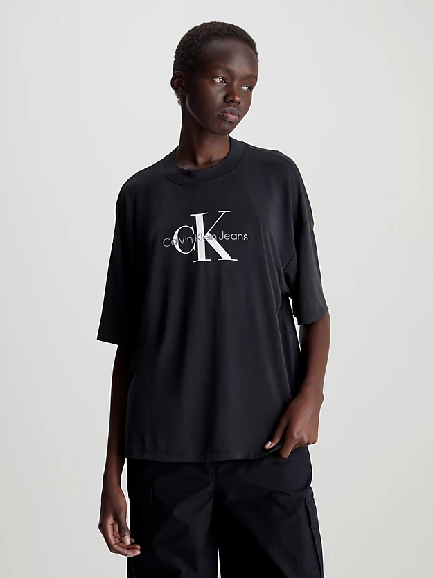 Camiseta boyfriend com monograma
