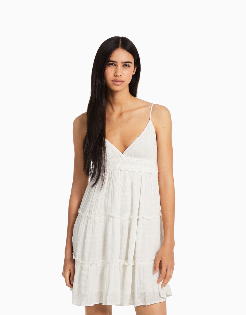 Mini vestido com alças franzidas