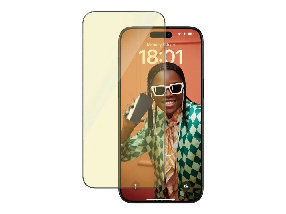 PanzerGlass™ | Ultra-Wide Fit - Skærmbeskyttelse til mobiltelefon - EyeCare Protection | Apple iPhone 15 Pro Max