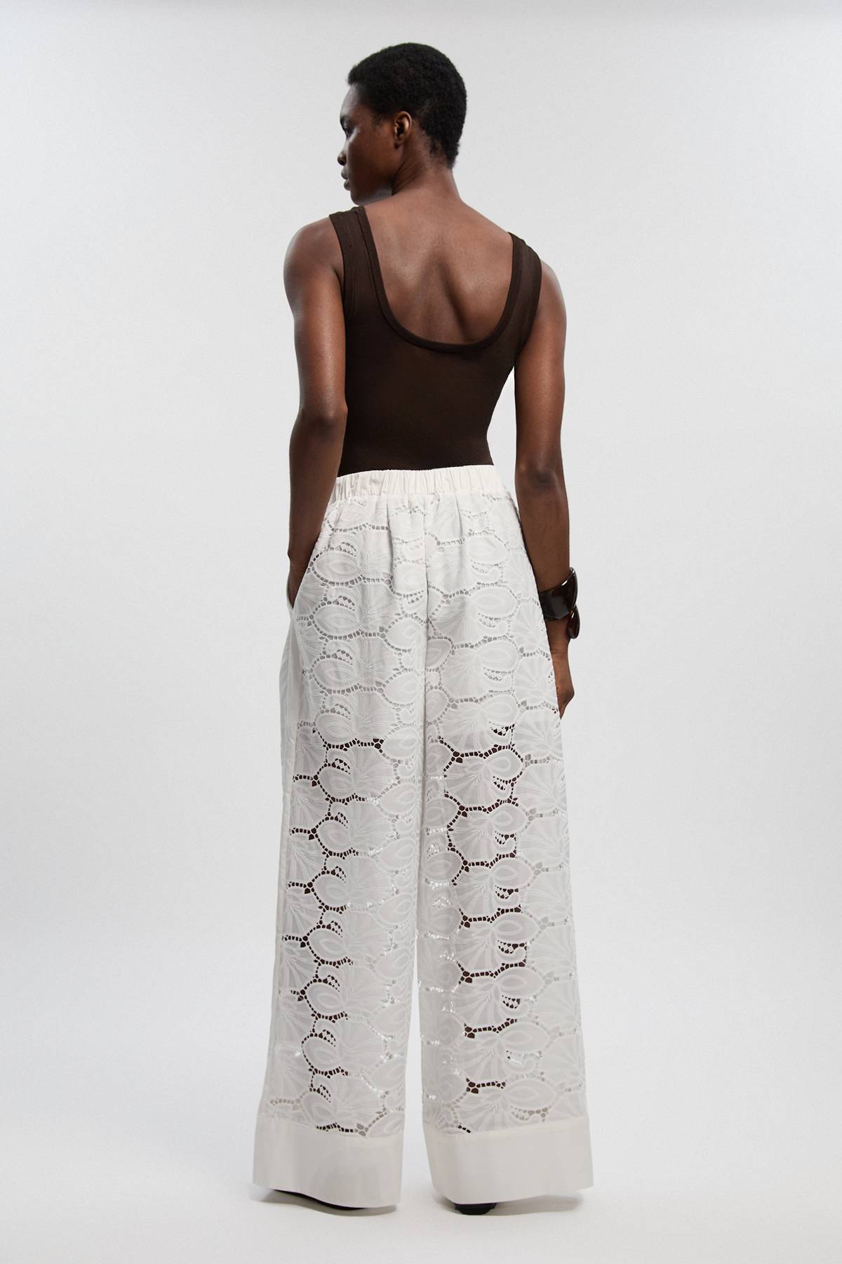 KarenMillen Pantalon Large Tissé en Coton avec Panneaux Ajourés