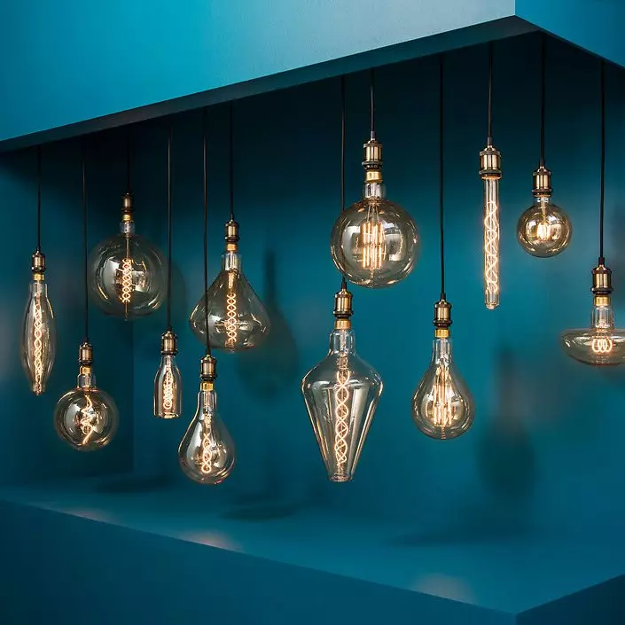 Ampoule lumineuse diamètre 10 cm Globe Ambré