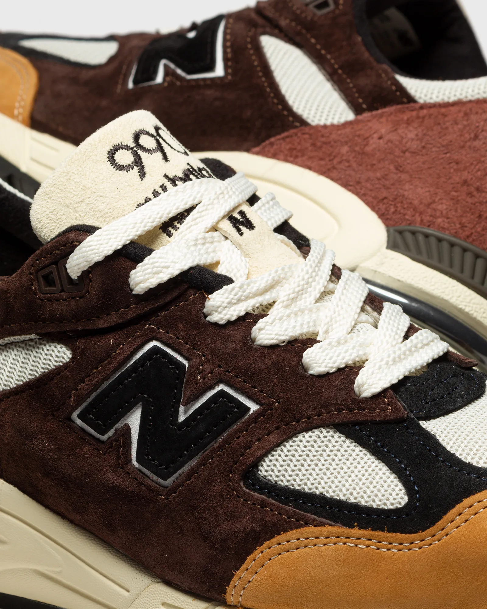 New Balance Made in USA 990v2 BB