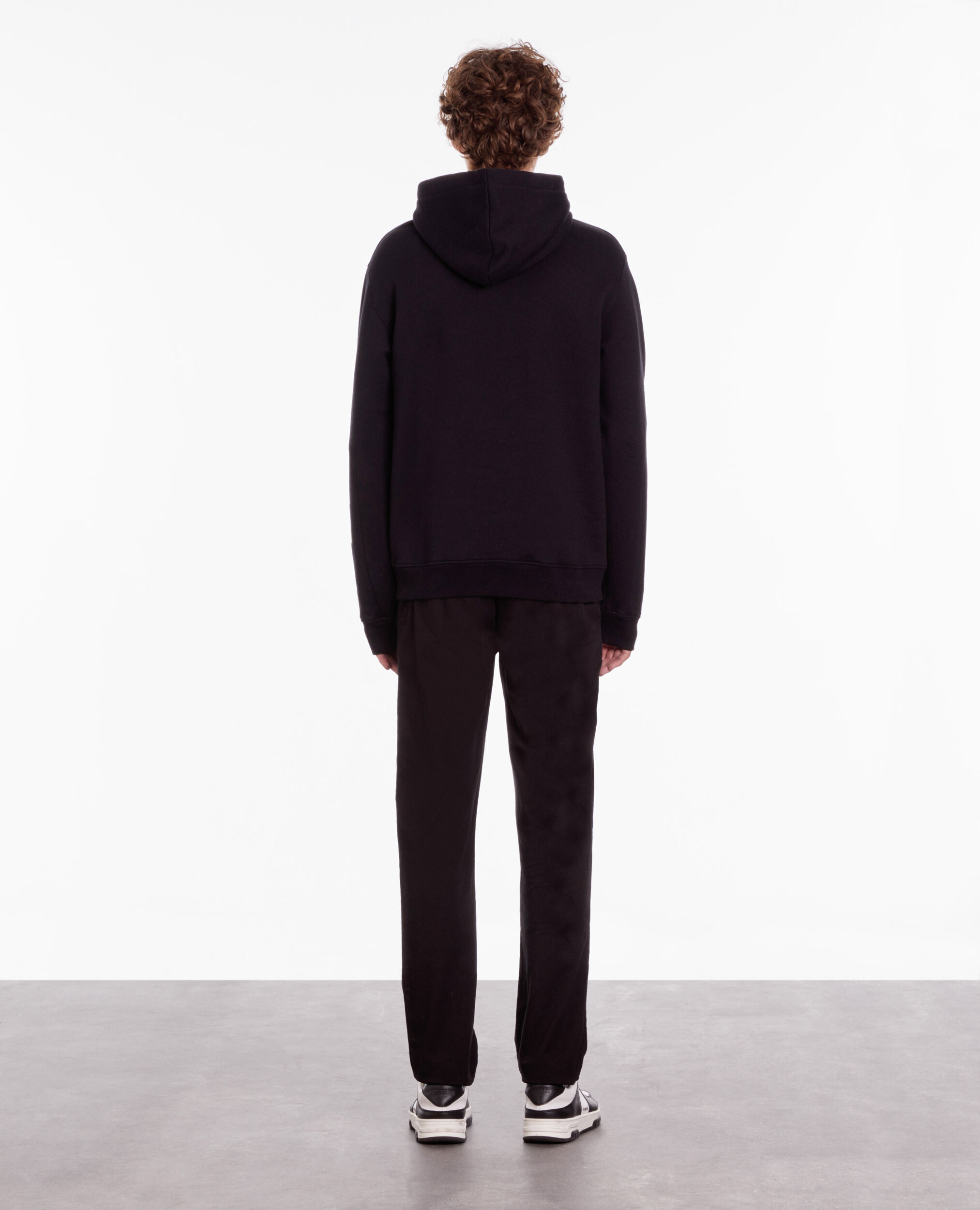 Sweatshirt à capuche noir avec flocage