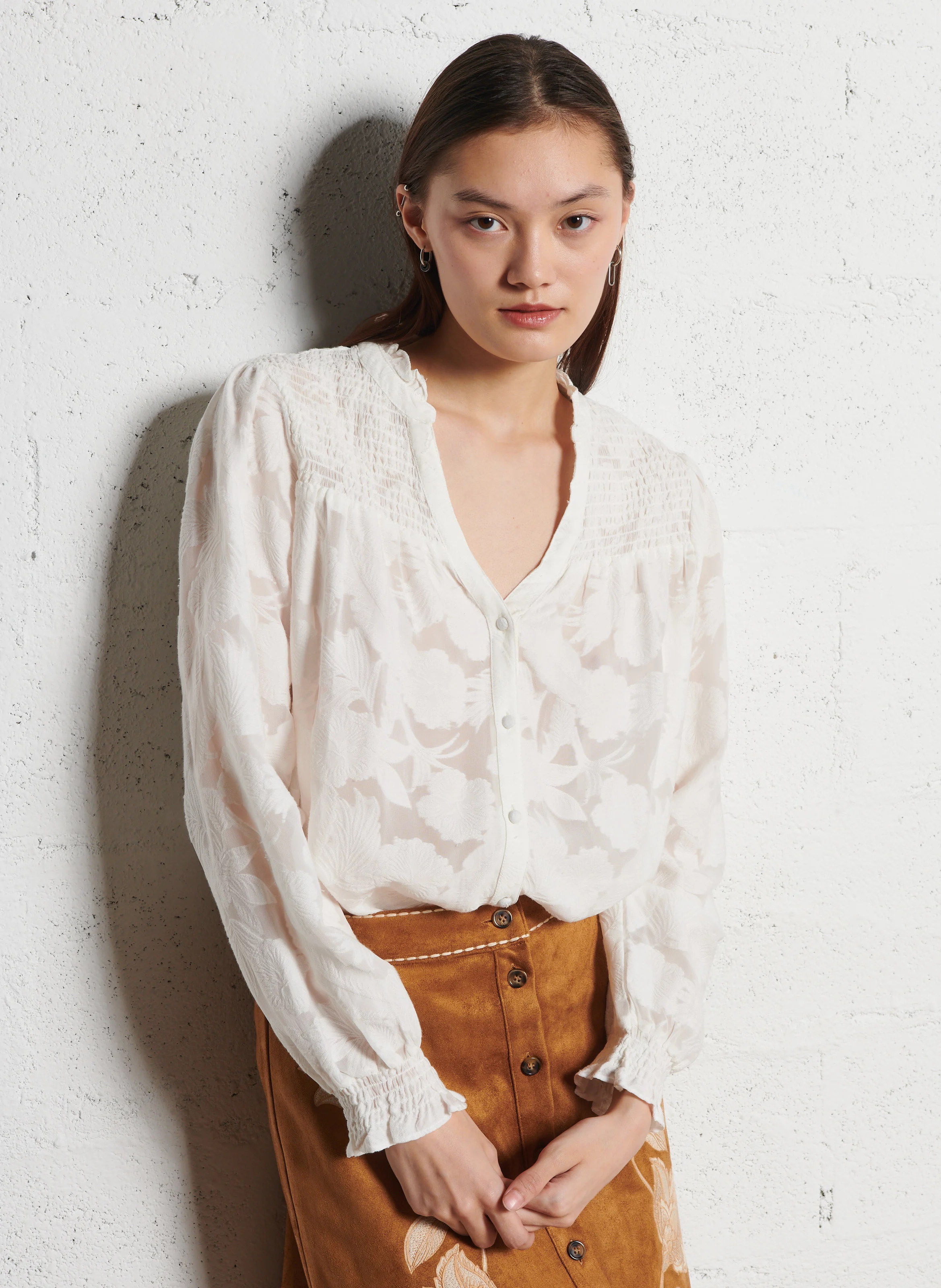 BLEONA - Chemise ample col V en coton mélangé | Blanc