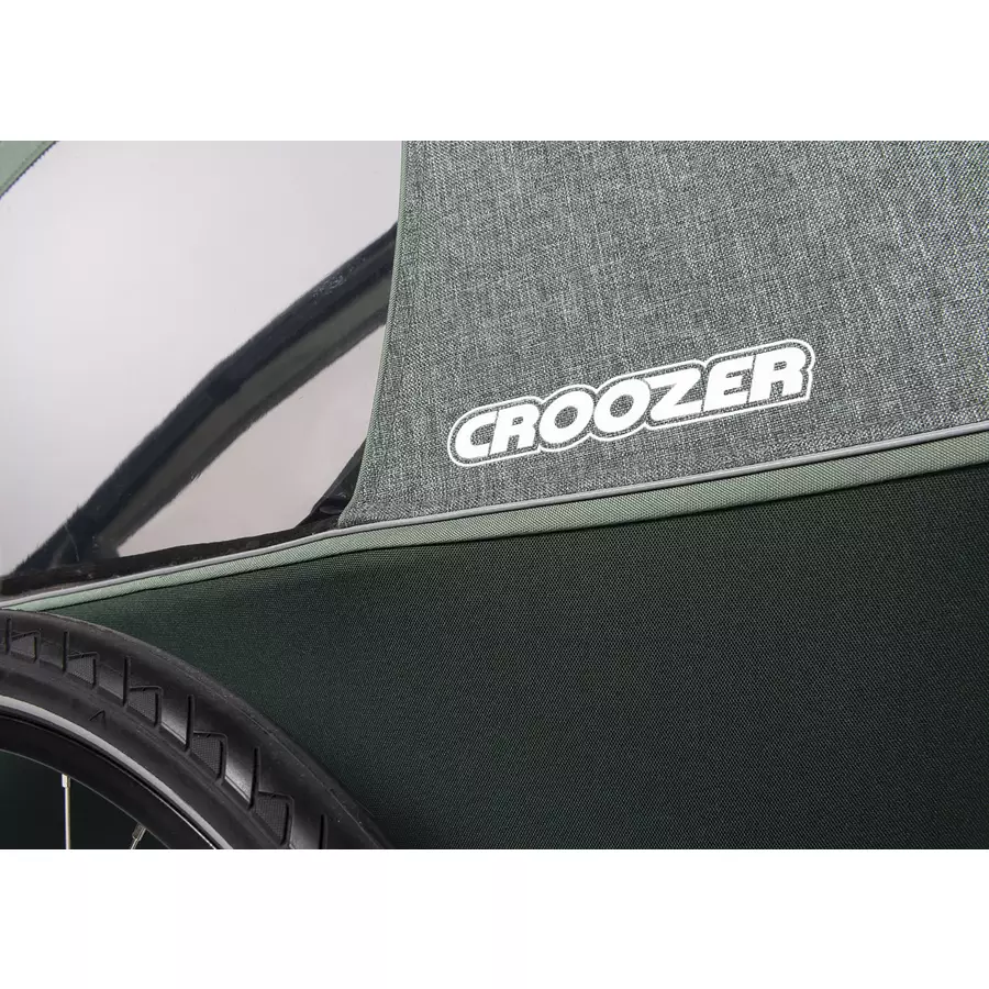 CROOZER Kinderfahrradanhänger  Kid Vaaya 1 Jungle green inklusive Fußraumschutzwanne