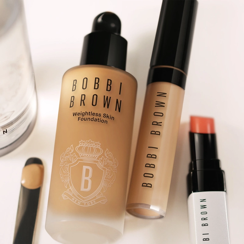 Bobbi Brown Weightless Skin Foundation SPF 15 30 ml - Sand