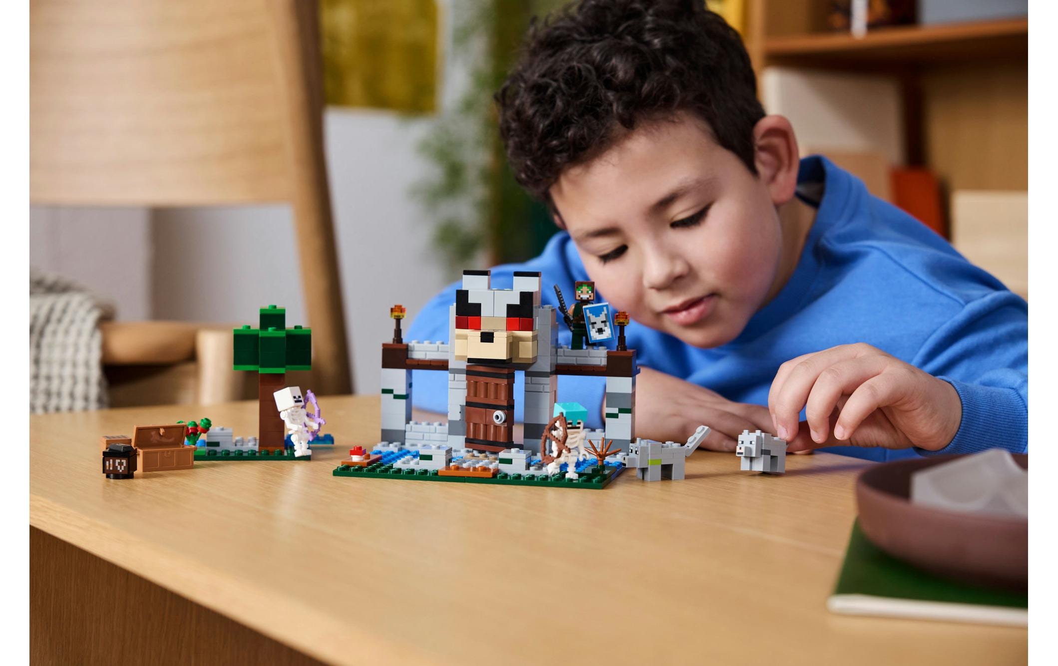 Minecraft Die Wolfsfestung 21261Spielset mit Festung, Wölfen, Skeletten und Ausrüstung
