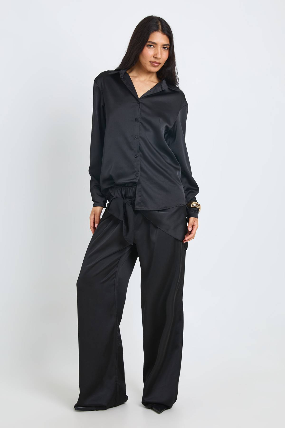 boohoo Ensemble Coordonné Tall Chemise Et Pantalon En Satin Avec Taille Nouée