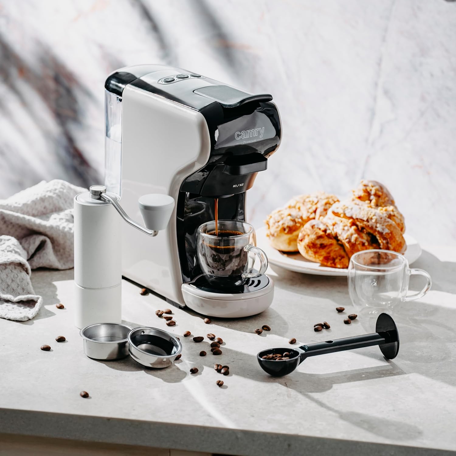 CAMRY Kapselkaffeemaschine CR 4414 mit 0,6L Wasserta 19 Padmaschine kompakt Bar - Espressomaschine 3000W Kompatibel mit Nespresso, Dolce Gusto, Lavazza & mehr - Einfache 3-Knopf-Bedienung
