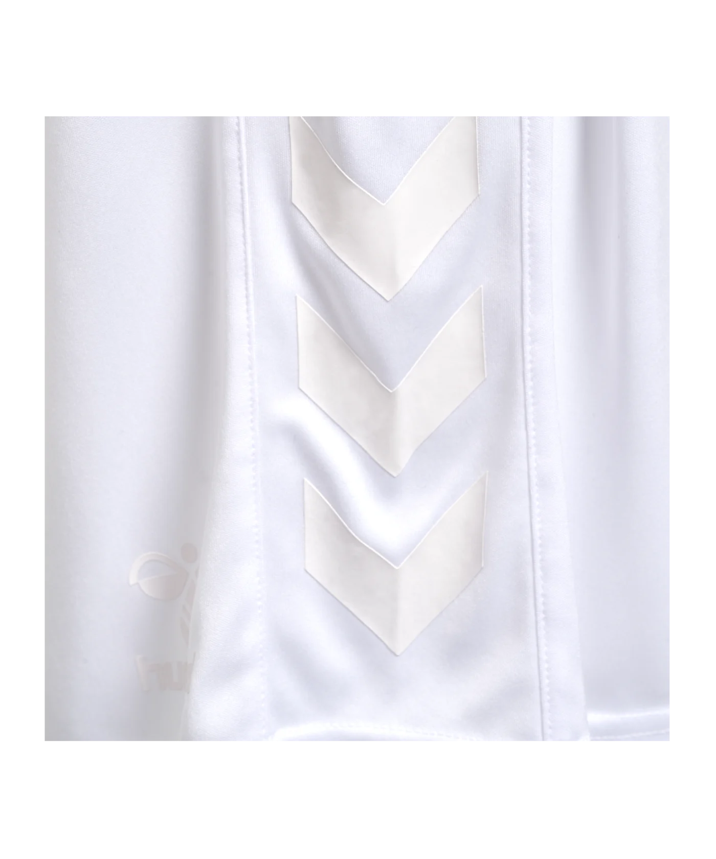 Hummel hmlCORE XK Poly Short Kids Weiss F9425