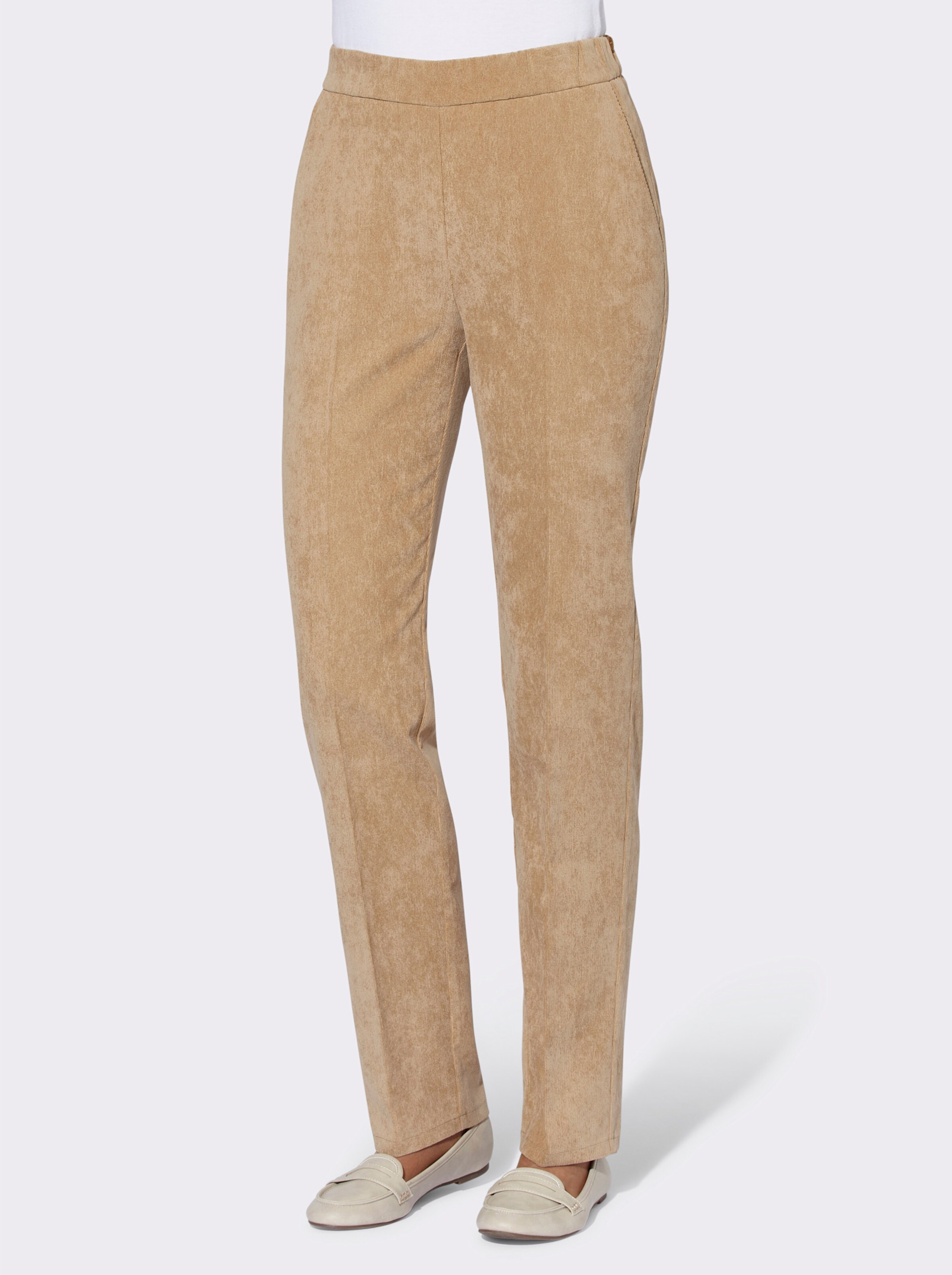 Cordhose mit Bügelfalten