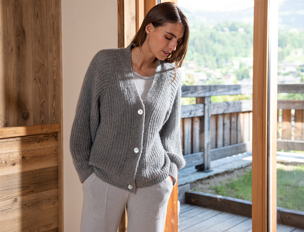 Gilet femme-Sur un nuage gris