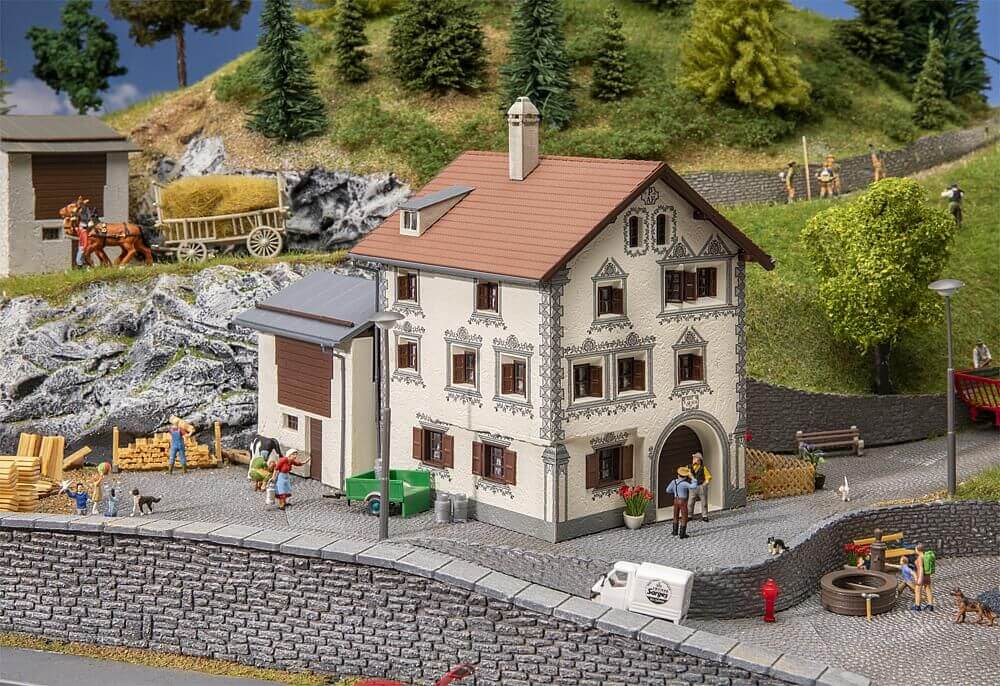 FALLER - Bündnerhaus Bergün