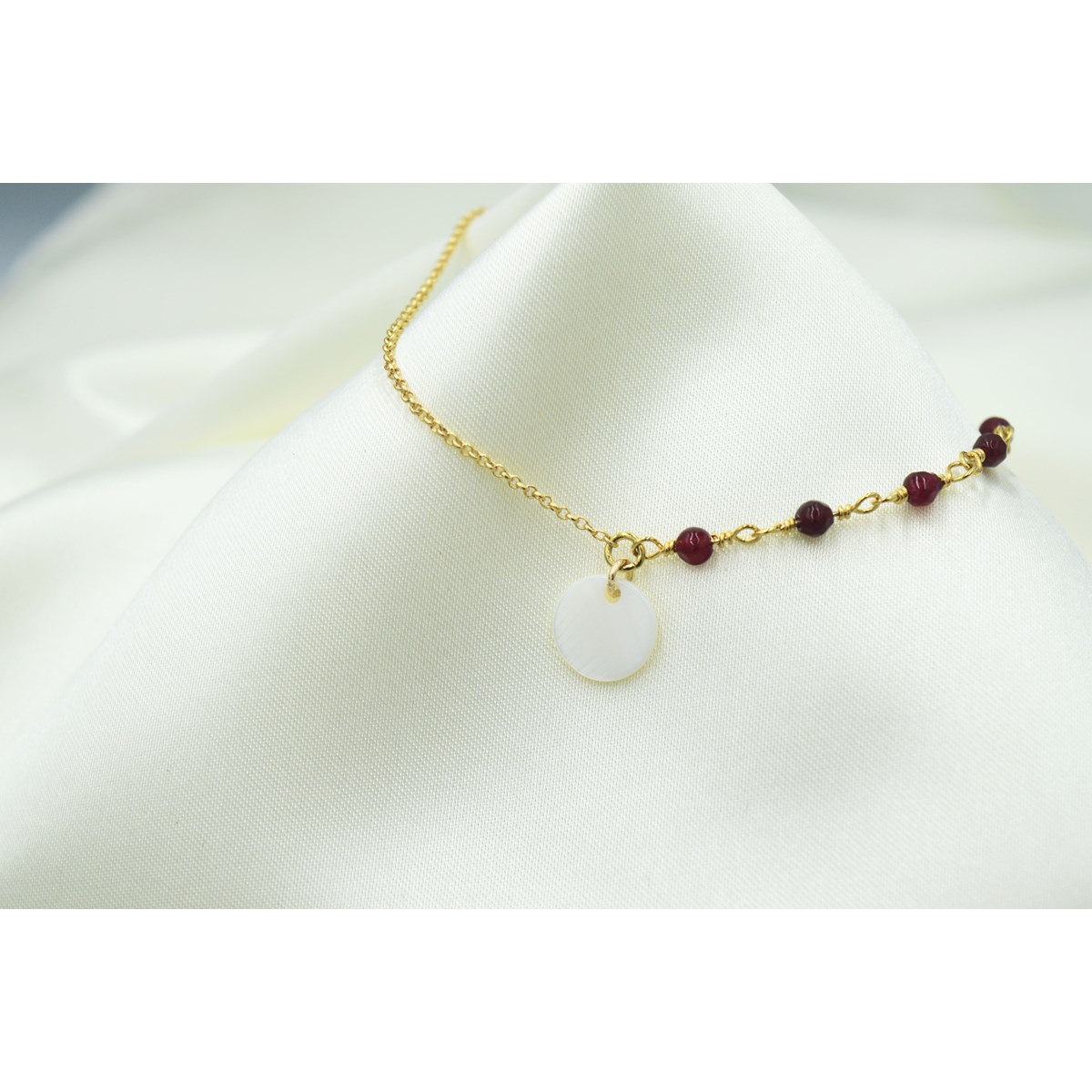 Bracelet chaine perles de verre et connecteur  nacre