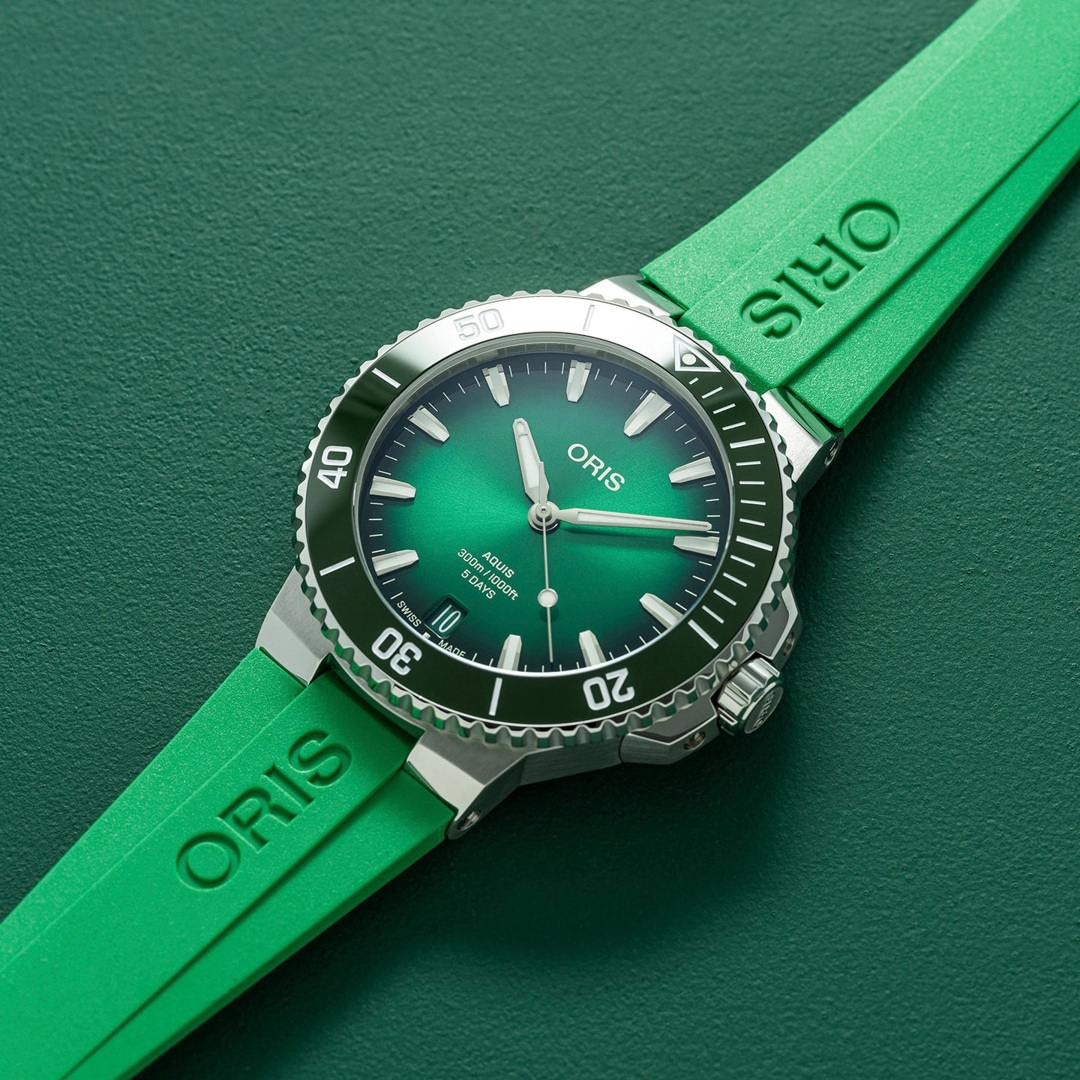 Oris Aquis Date Calibre 400 Grün / Kautschuk Ø 43.5mm