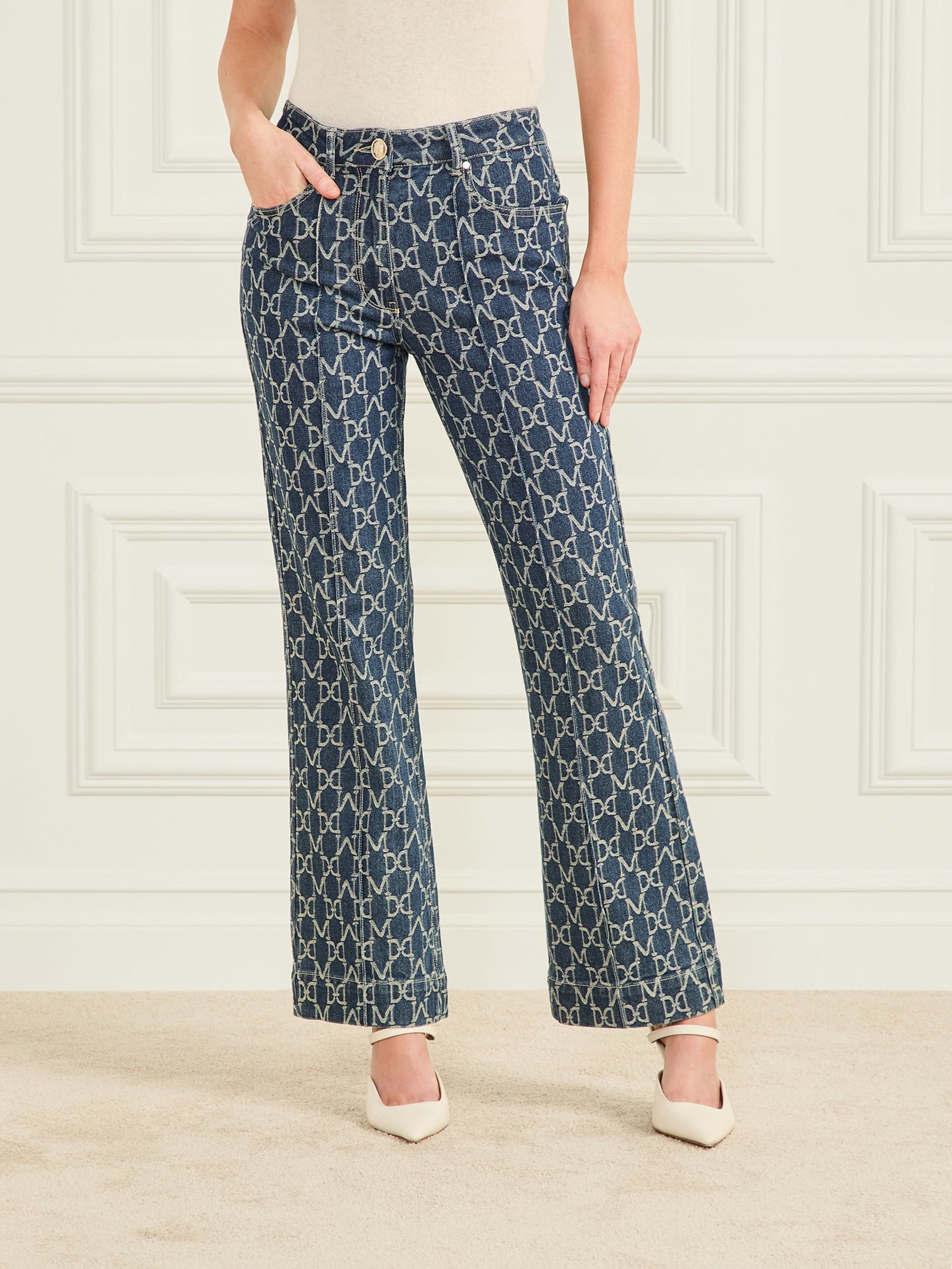 Calça jeans Bea com monograma