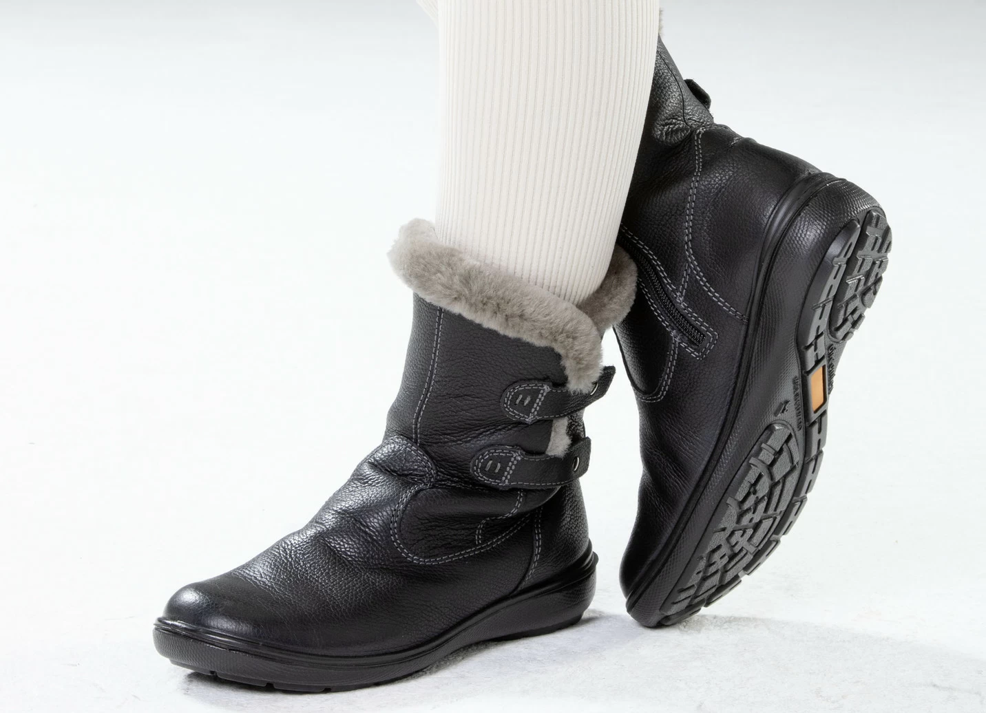 Stiefelette mit echtem Lammfellfutter