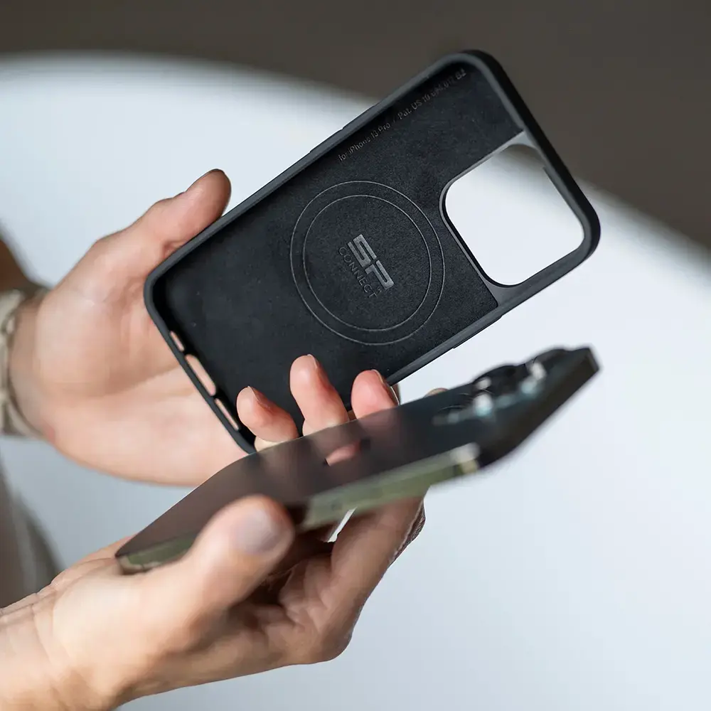 SP Connect SPC+ Smartphonehoes iPhone 14 Pro Zwart