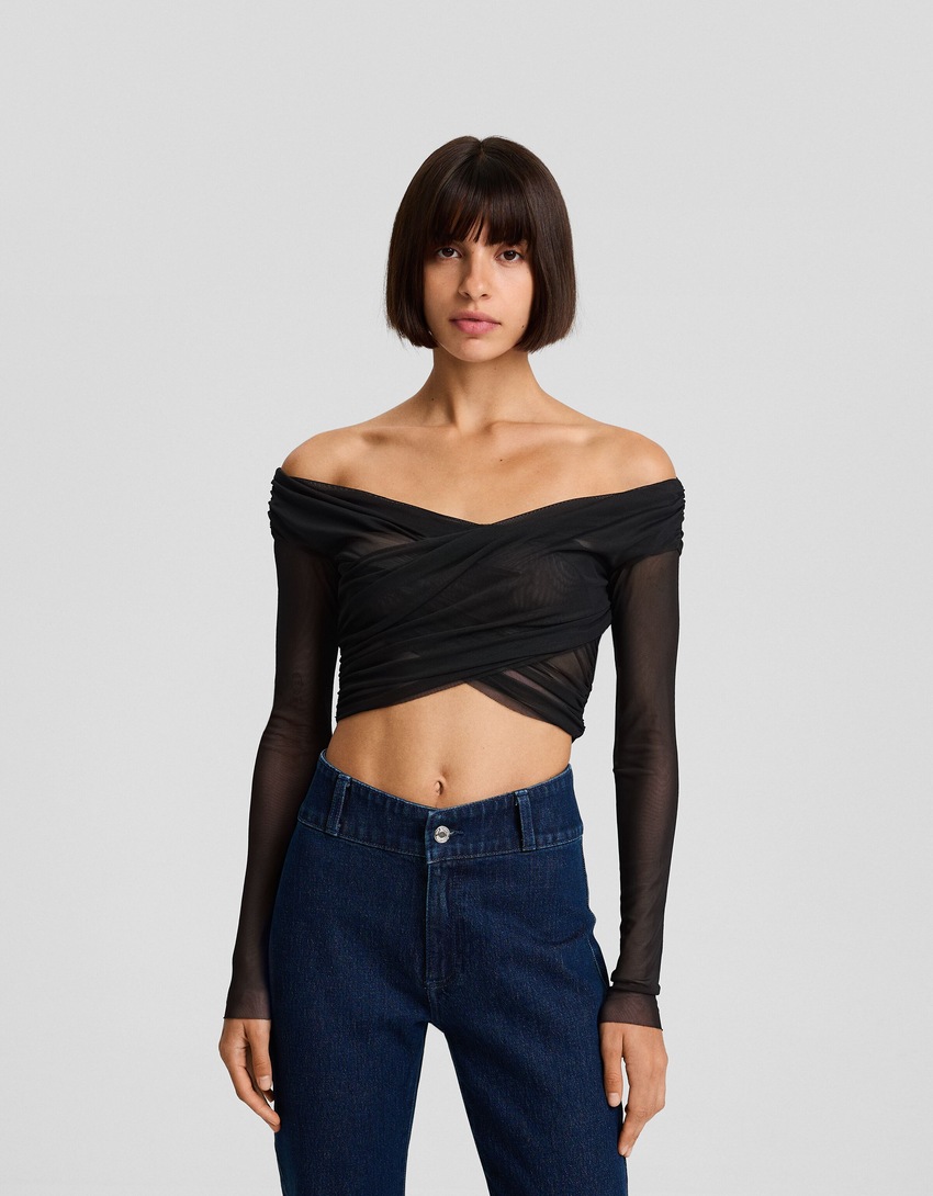Camiseta de manga comprida com detalhe drapeado em tule cruzado