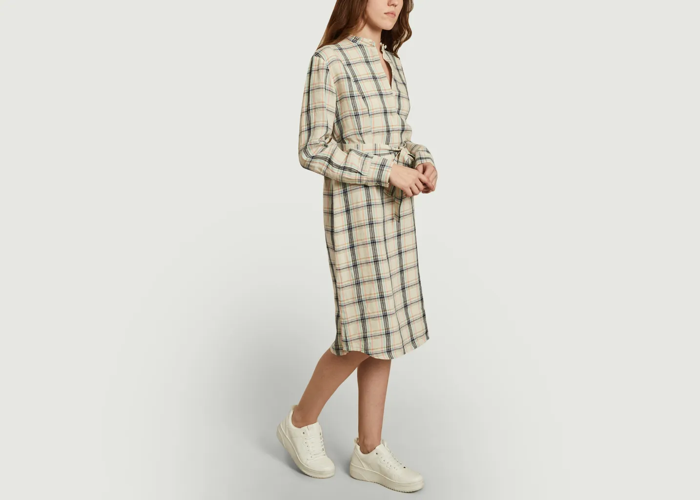 Robe Raquel A.P.C.