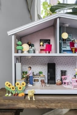 Dukkehus, Life, Lundby