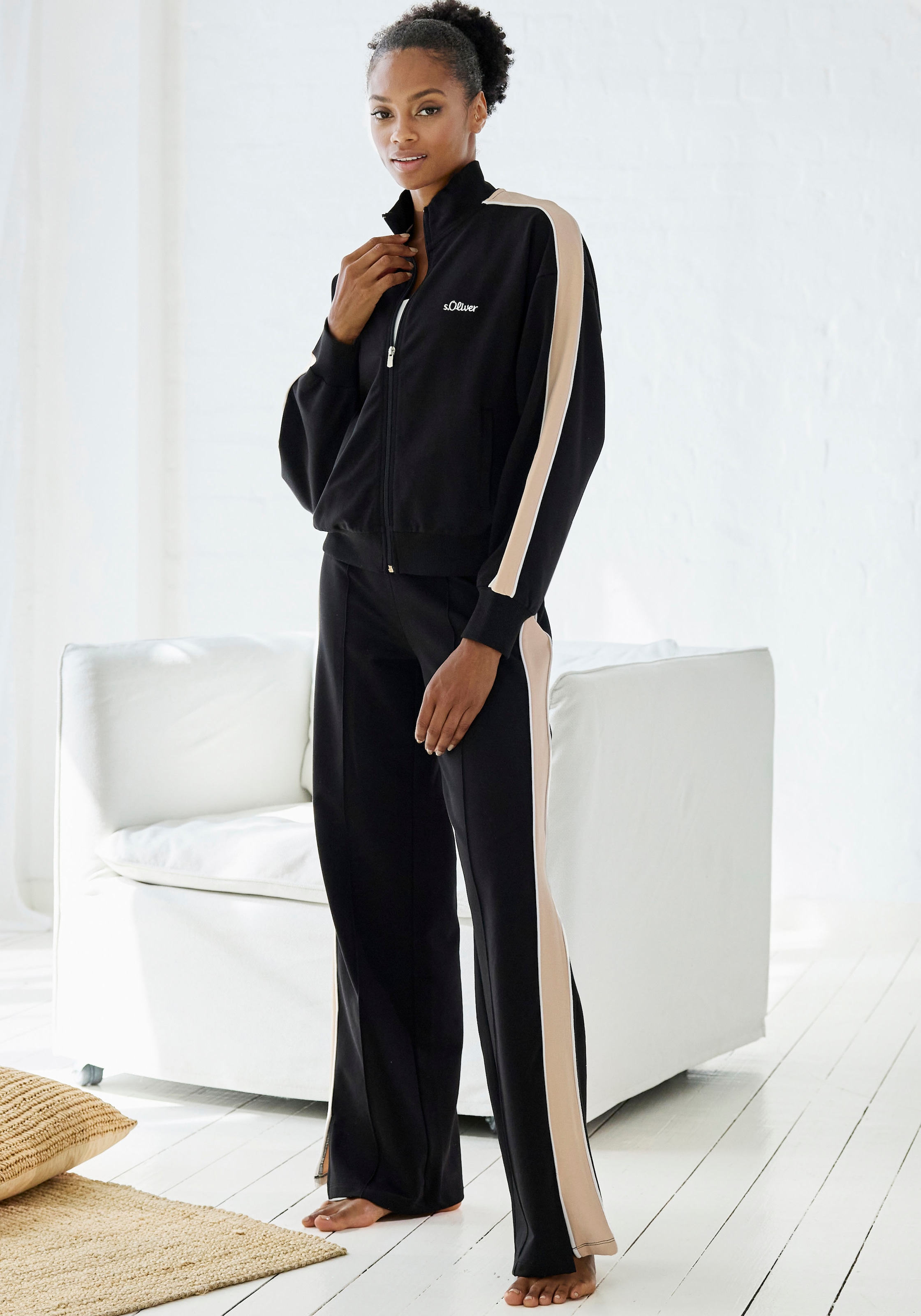 s.Oliver Sweatjacke , mit Reissverschluss und Kontrast Einsätzen, Loungewear