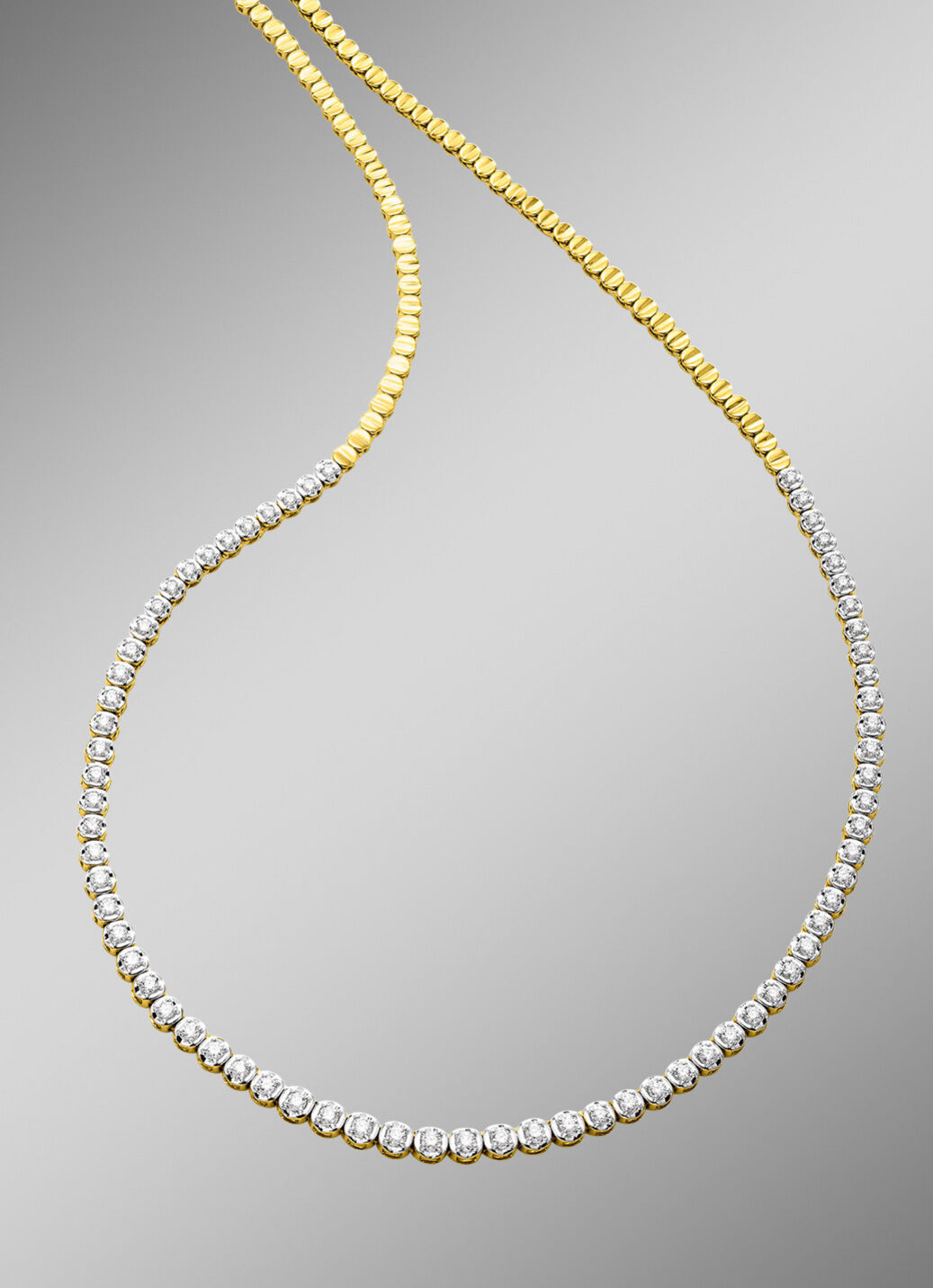 Edle Halskette mit Brillanten