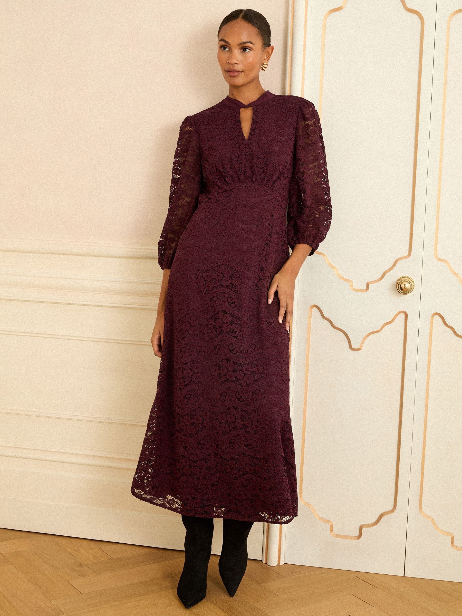 Bordeauxrood - Love & Roses - Hoogsluitende kanten midi-jurk
