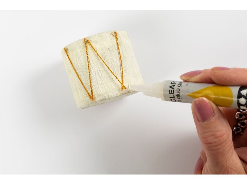 Creativ Company Bastelset Weihnachtskugeln Krepppapier Individuell gestaltete Kugeln für den Weihnachtsbaum