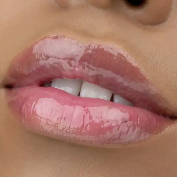 JUICY BOMB shiny lipgloss 104
