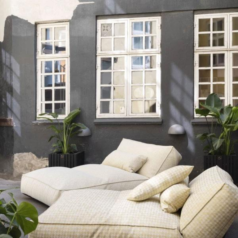 Blomus Stay kussen 70x30 bouclé limited edition Reah Sun
