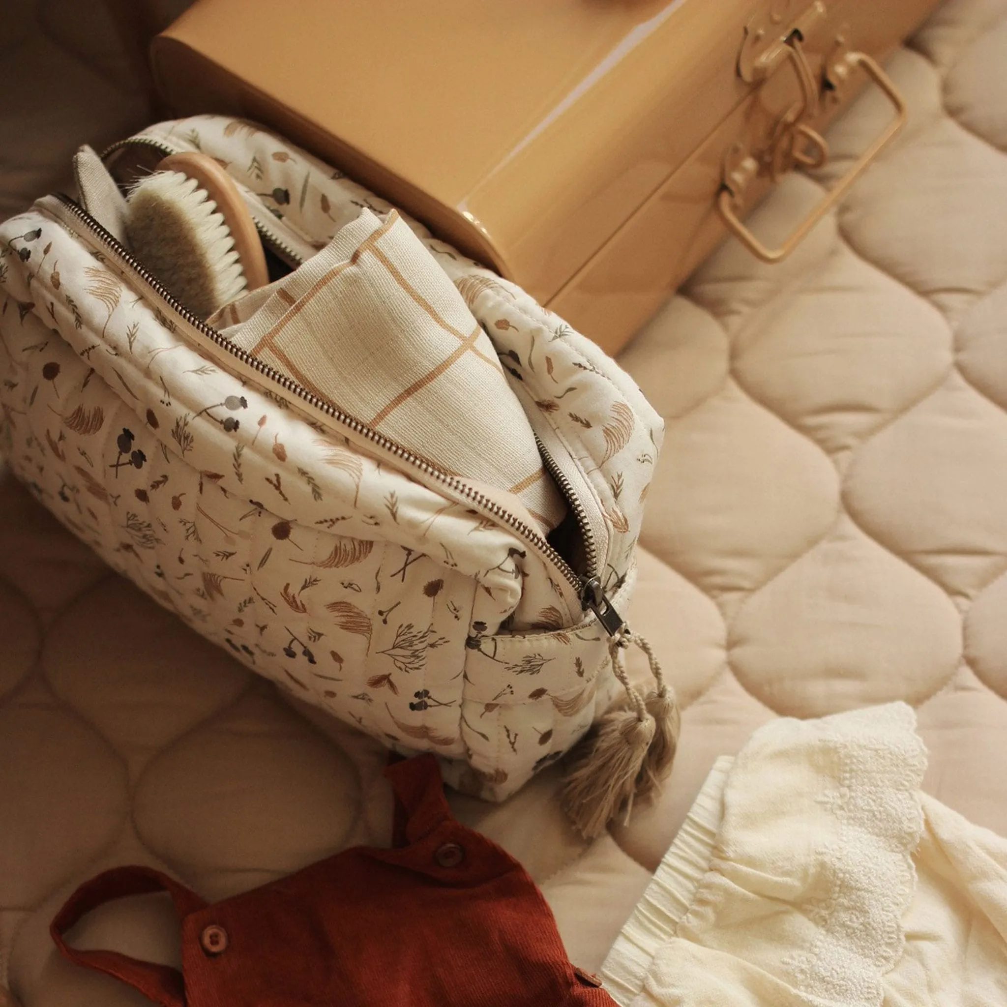 Avery Row Trousse de Voyage - Grasslands