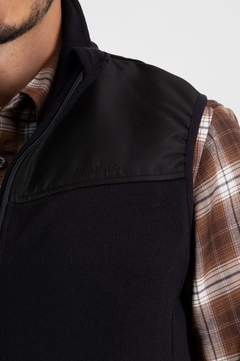 46 NORD Herren Gilet