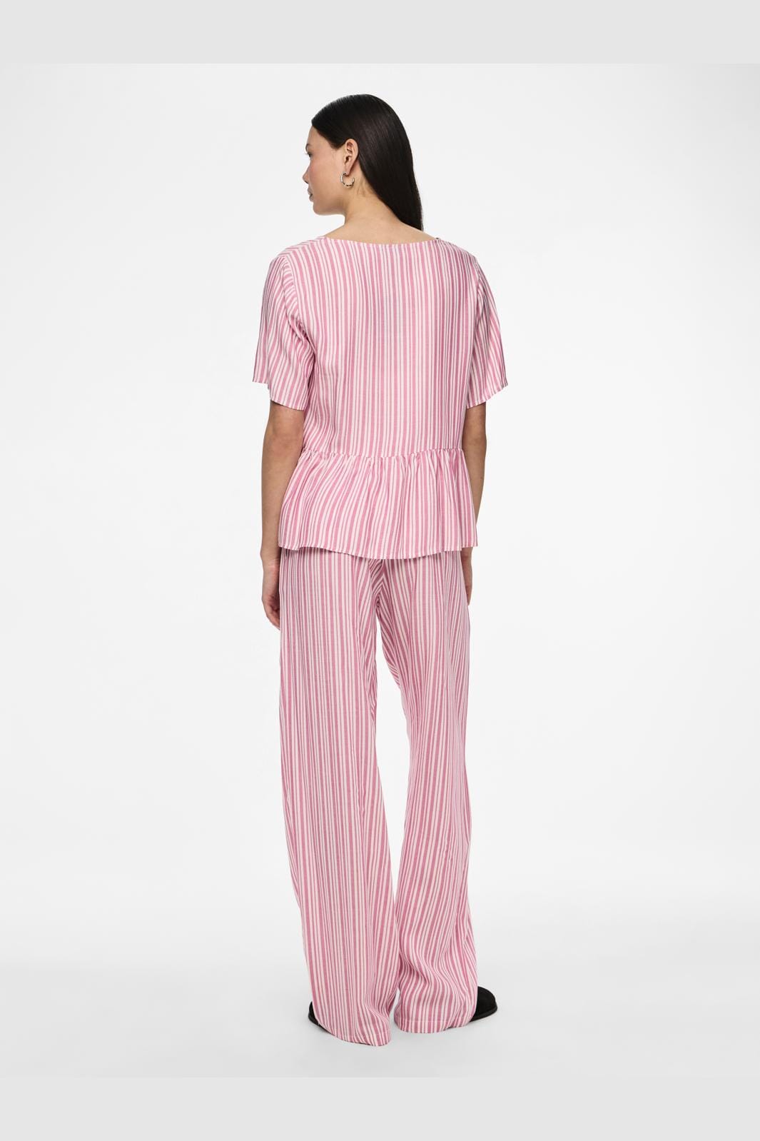 Pieces Pcalvina Ss Button Down Top 4472370 ibis rose cloud dancer