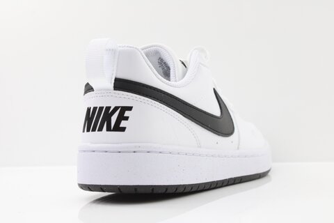 Nike Sneaker