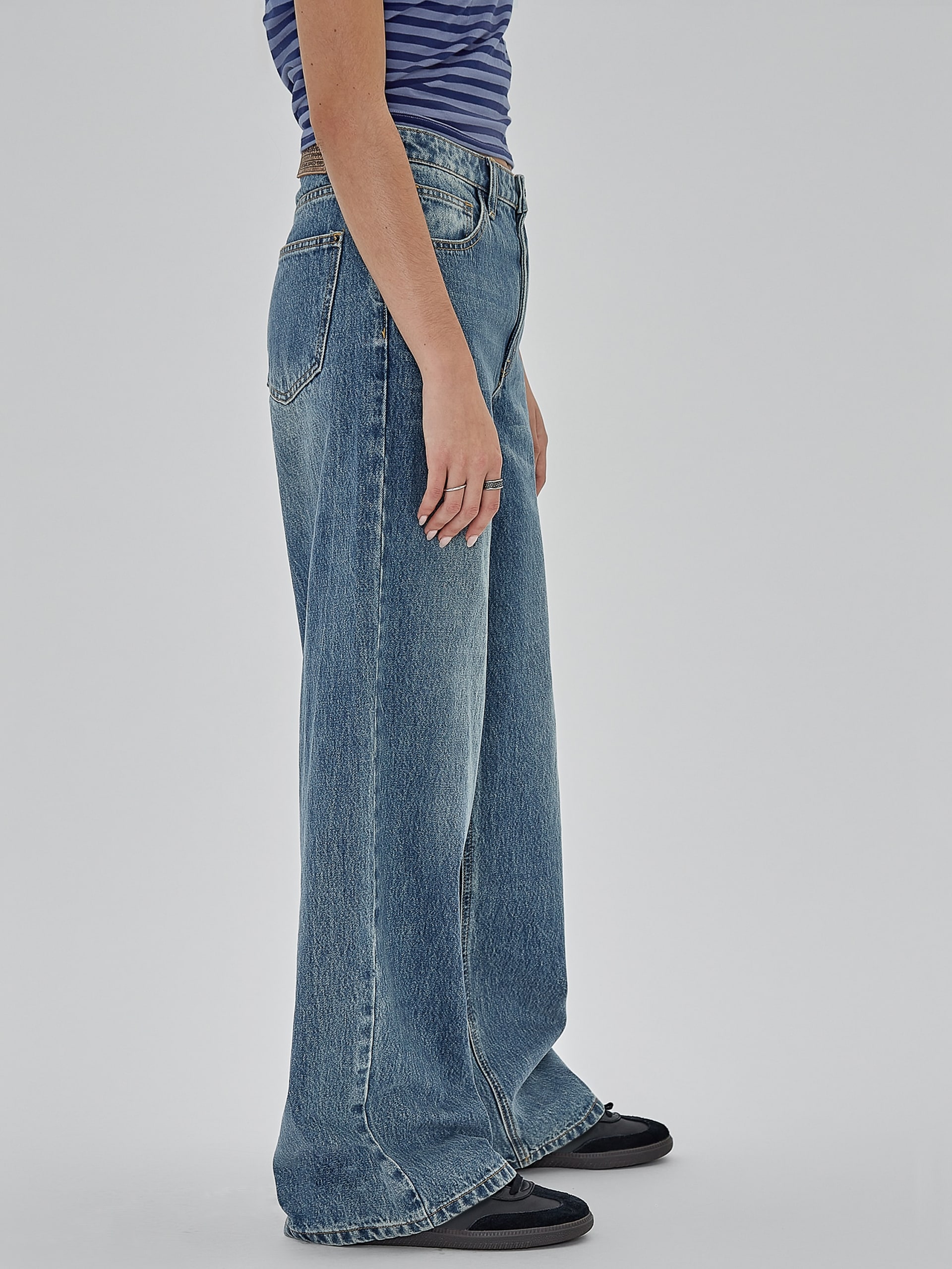 Calça jeans flare GUESS Originals Kit