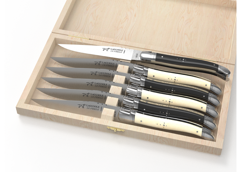 Service de 6 couteaux Laguiole manches en os de bovin et bois d'ébène