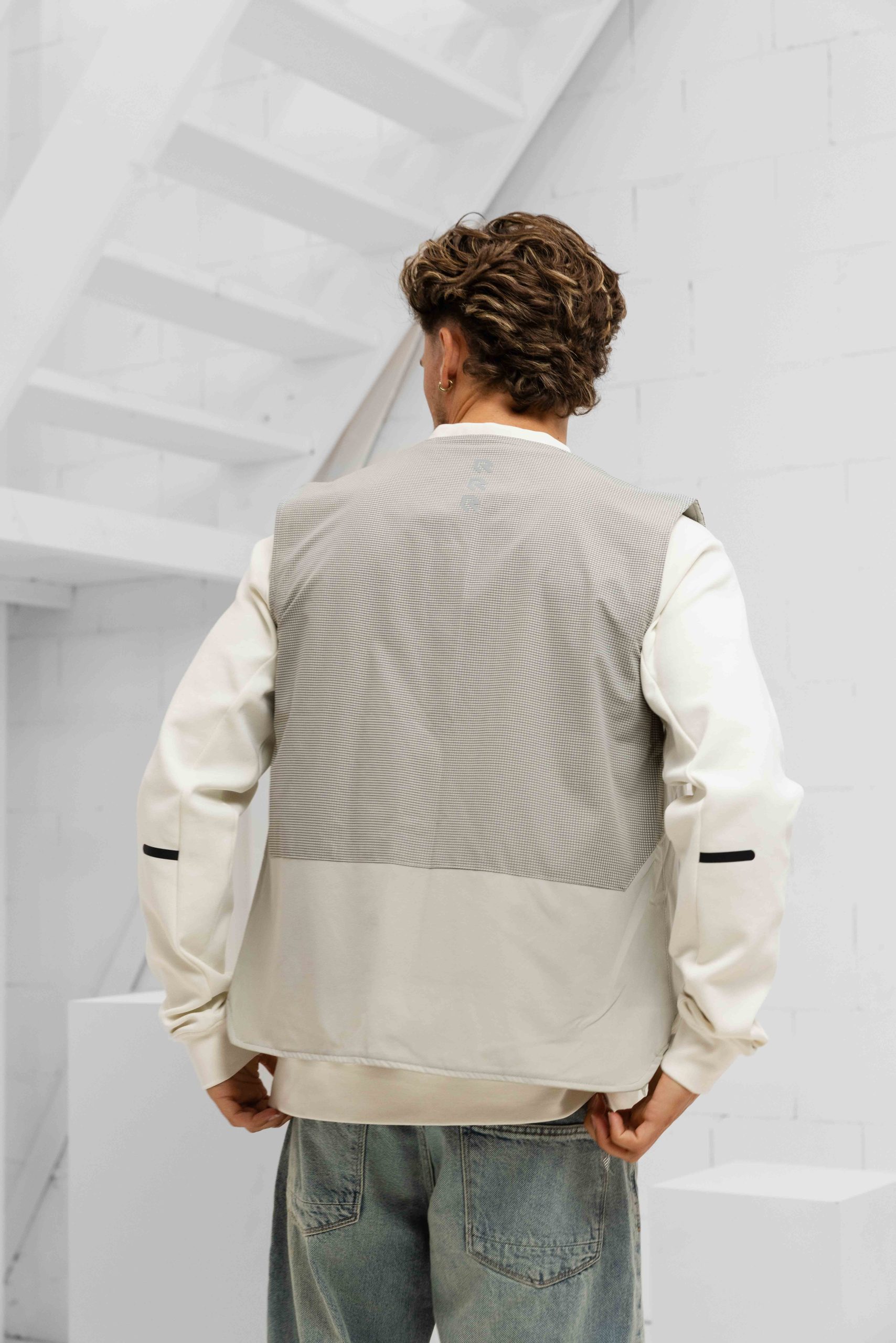 Off The Pitch X Robey Tammy Woven Bi-Stretch Utility Bodywarmer Heren Grijs