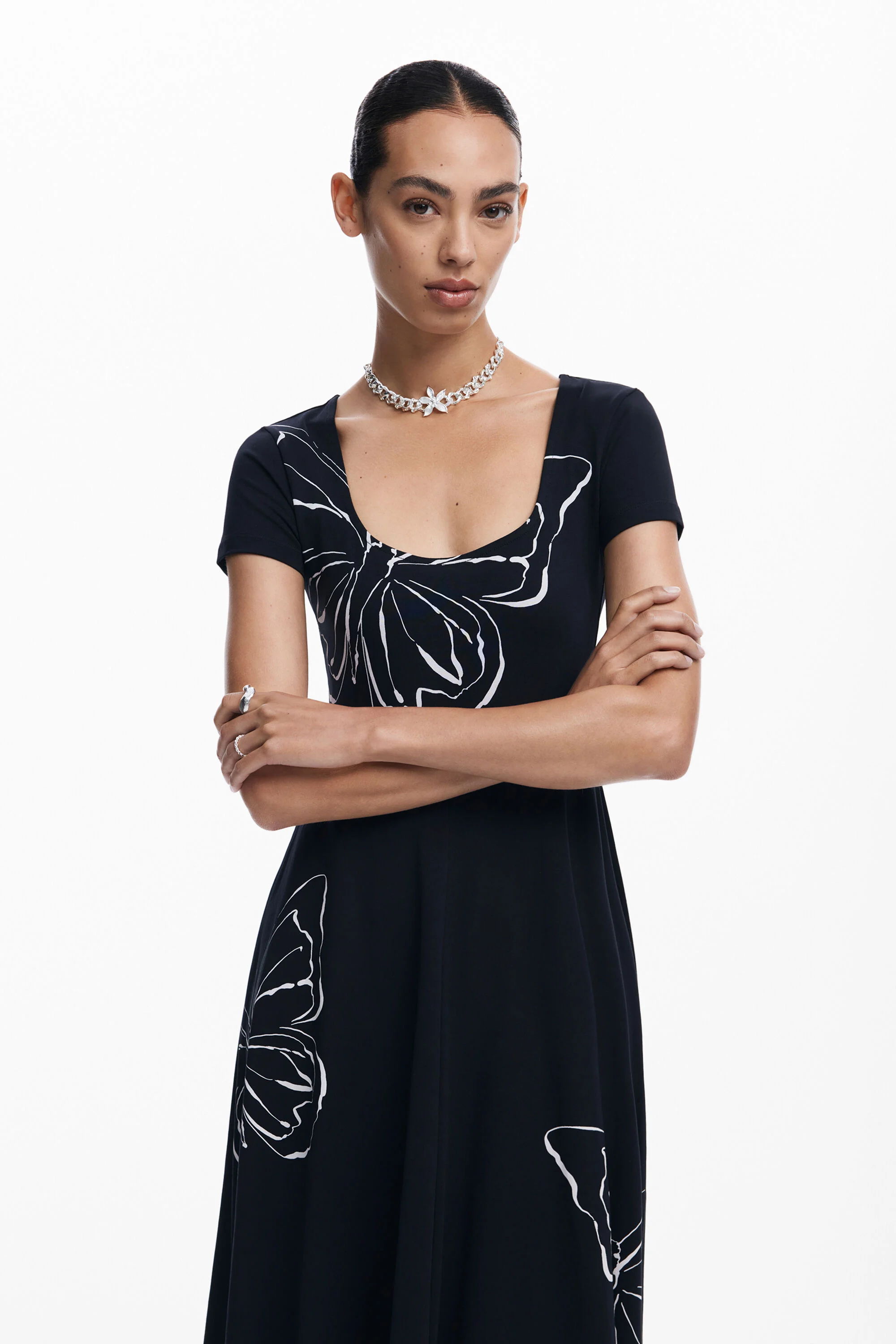 vestido midi borboleta