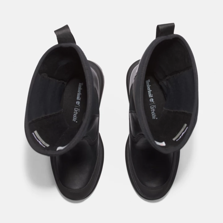Bota Everleigh de cano alto feminina na cor preta.