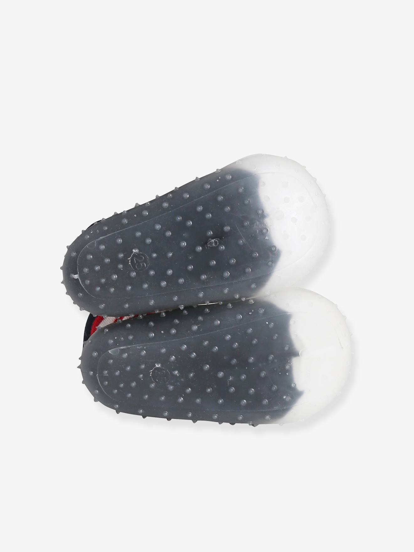 Pantufas infantis de Natal antiderrapantes, estilo meia, com listras vermelhas.