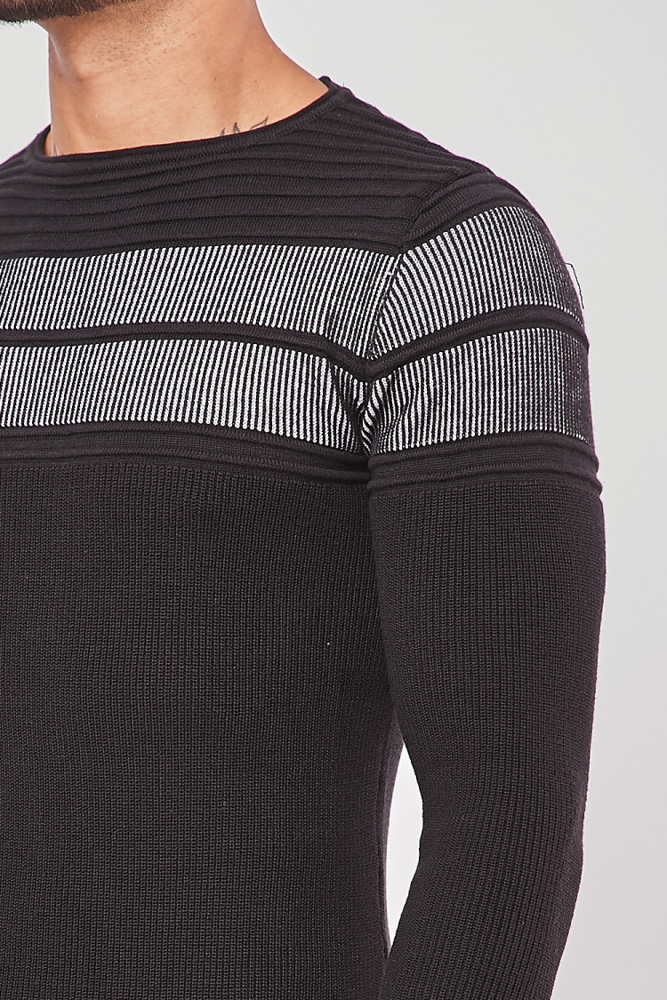Pull fine maille noir